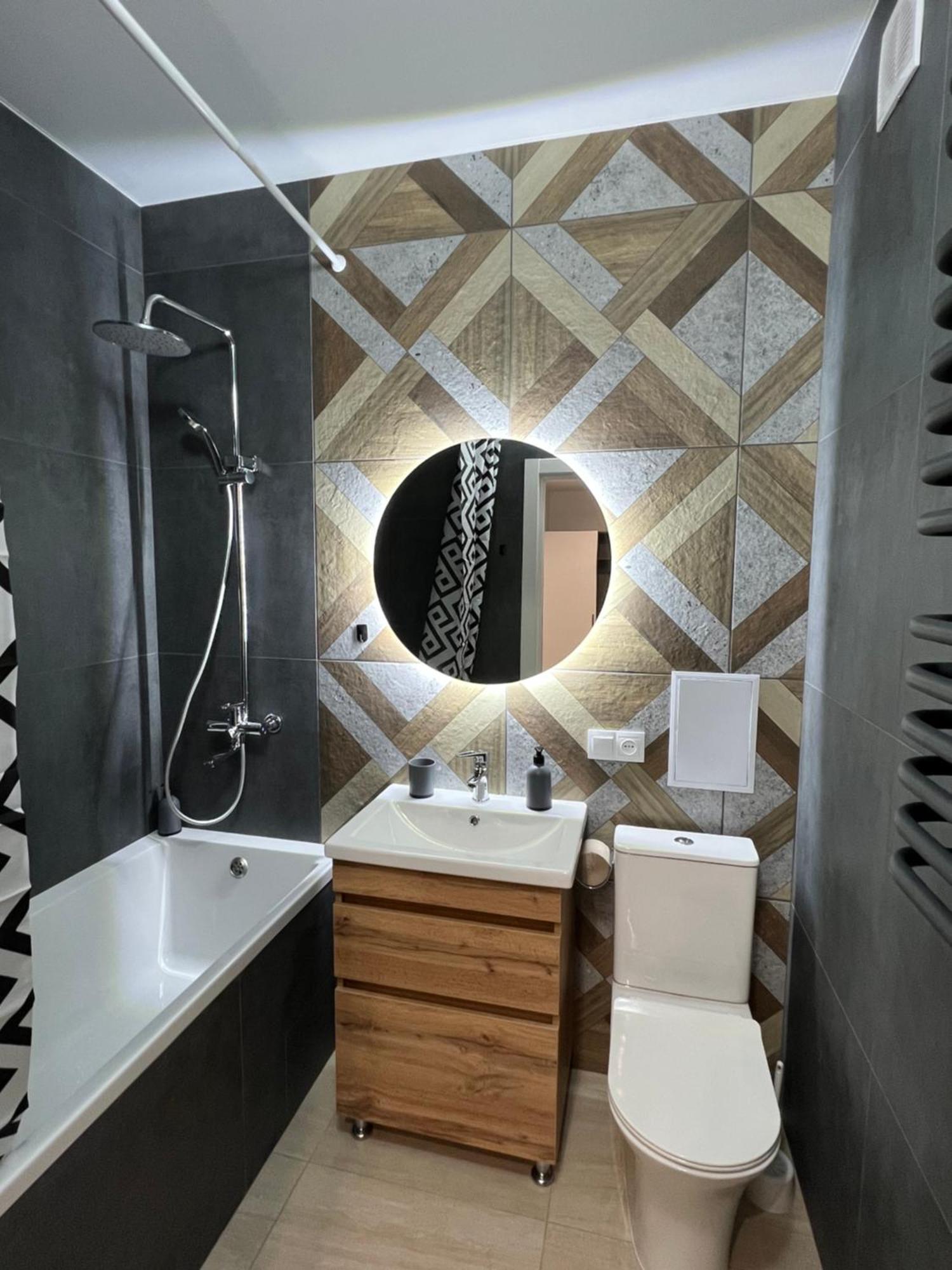 Apartment Premium In Center Ivano-Frankivsk Eksteriør billede